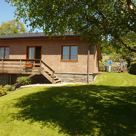 Сasa de vacaciones Charming House With Sauna And Many Other Amenities