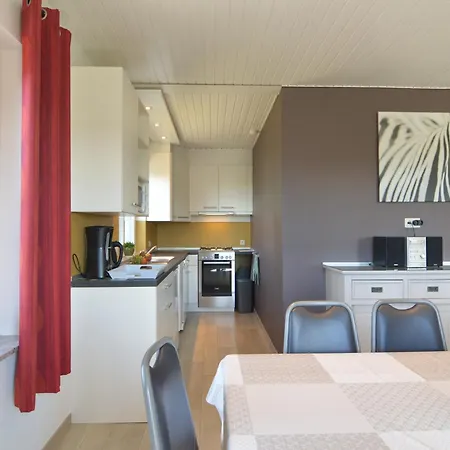 Vakantiehuis Retreat In Hills *