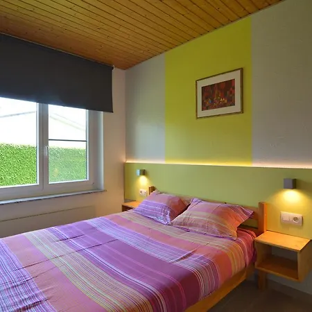 Дом отдыха Charming House With Sauna And Many Other Amenities